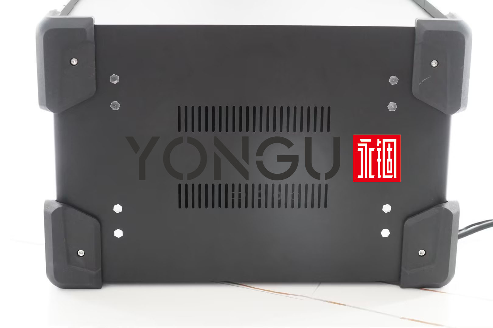 工业设备钣金机箱散热孔设计