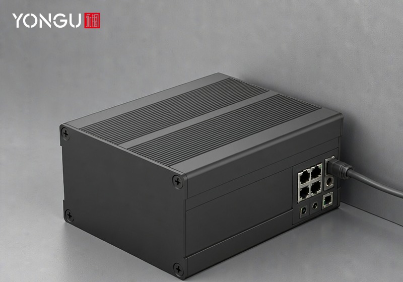 H09分体式<a href=https://www.yonggubox.com target='_blank'>铝外壳</a>-物联网控制网关壁挂多网口 J08一体式铝外壳-水利传感器探头开孔